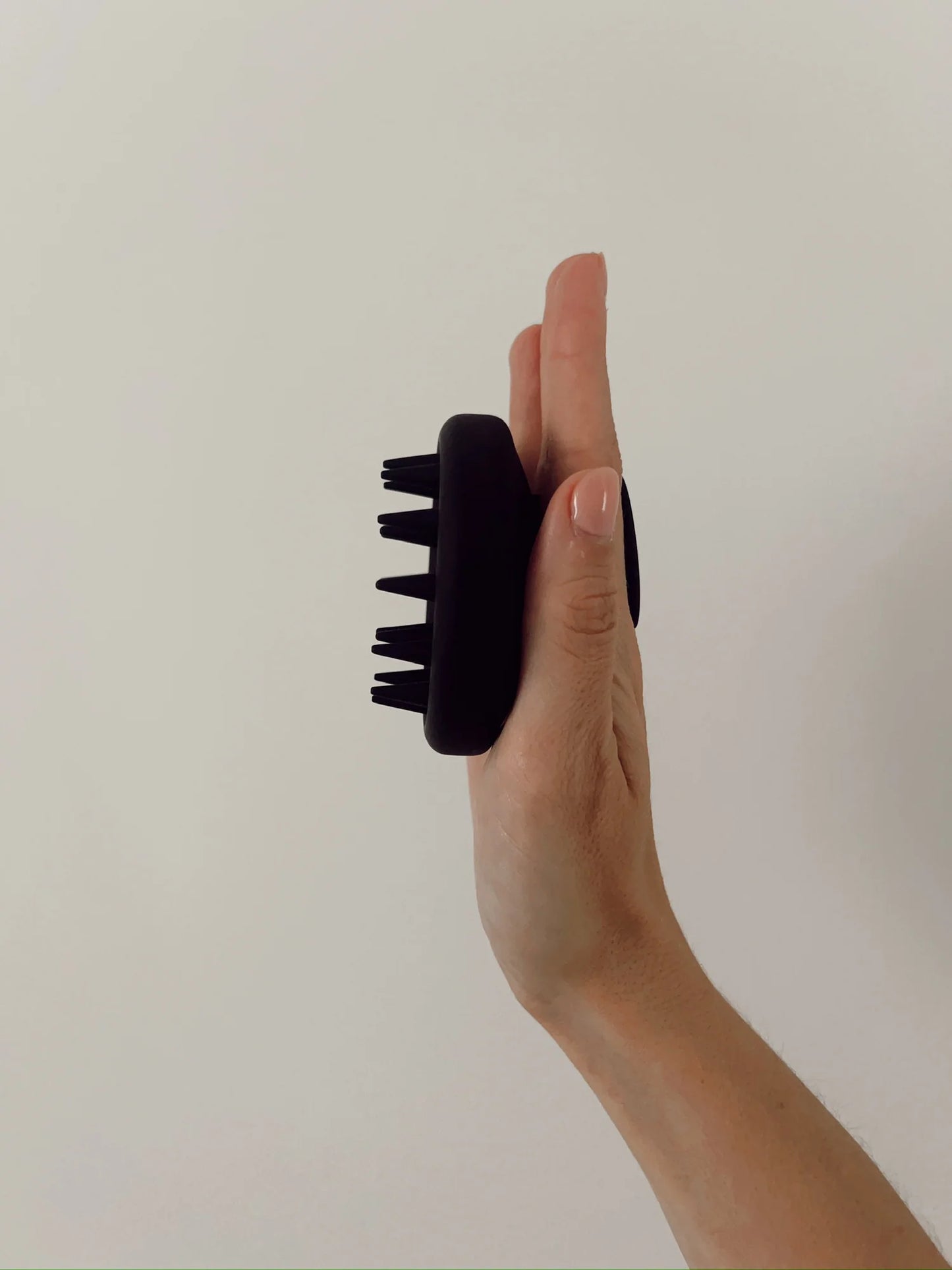 The Scalp Ritual Brush